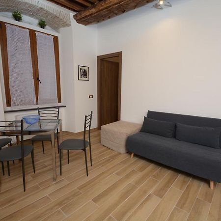 ג'נובה Vico Durazzo Apartment מראה חיצוני תמונה