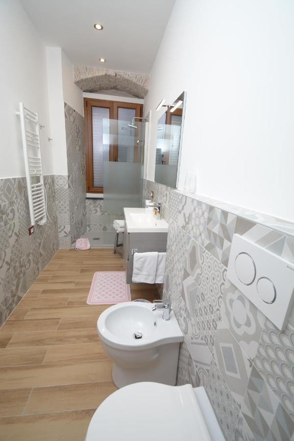 ג'נובה Vico Durazzo Apartment מראה חיצוני תמונה